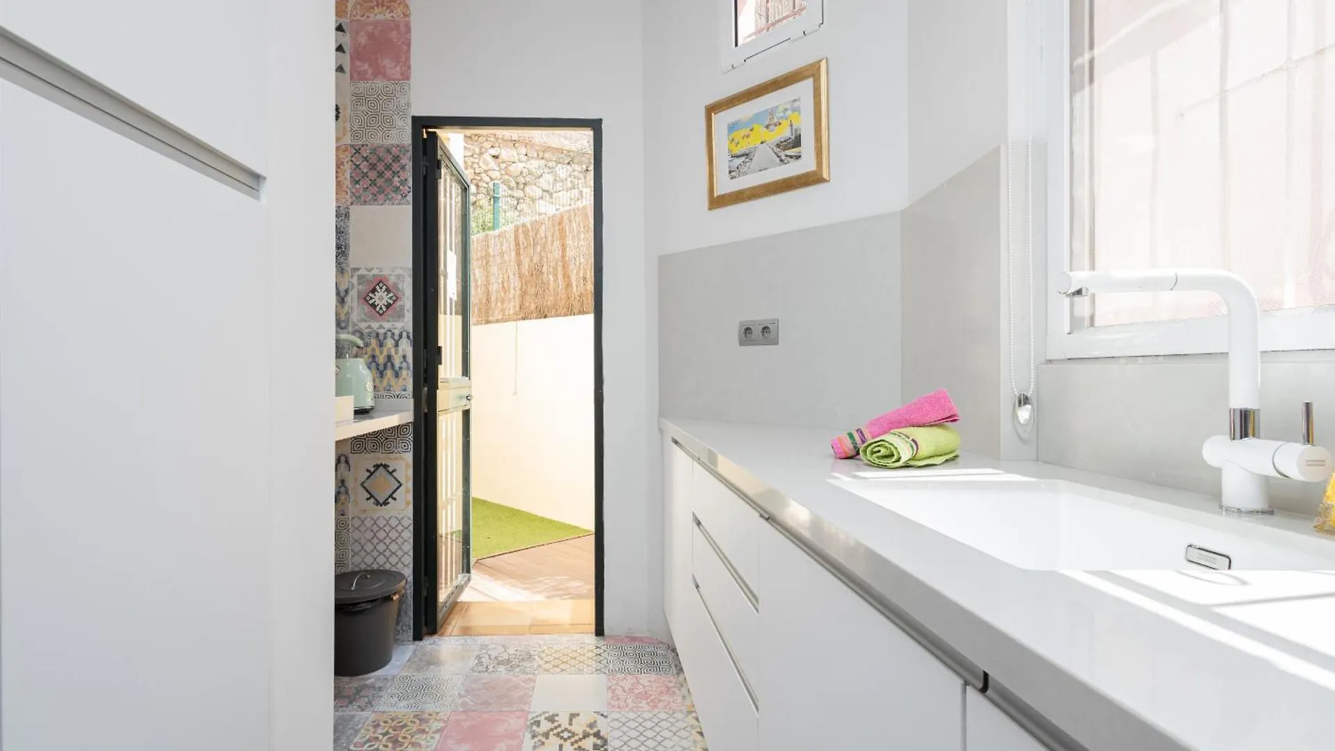 דירה מאלגה C66 Lovely 2 Bdr With Terrace Close To The Beach ספרד