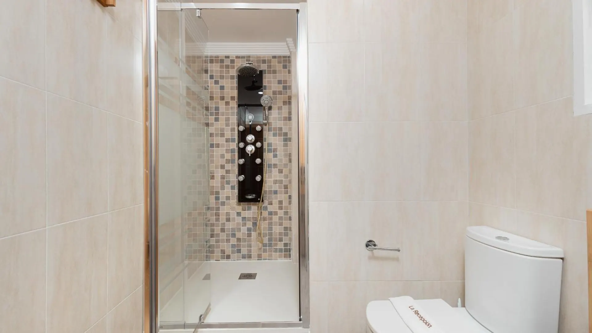 דירה מאלגה C66 Lovely 2 Bdr With Terrace Close To The Beach