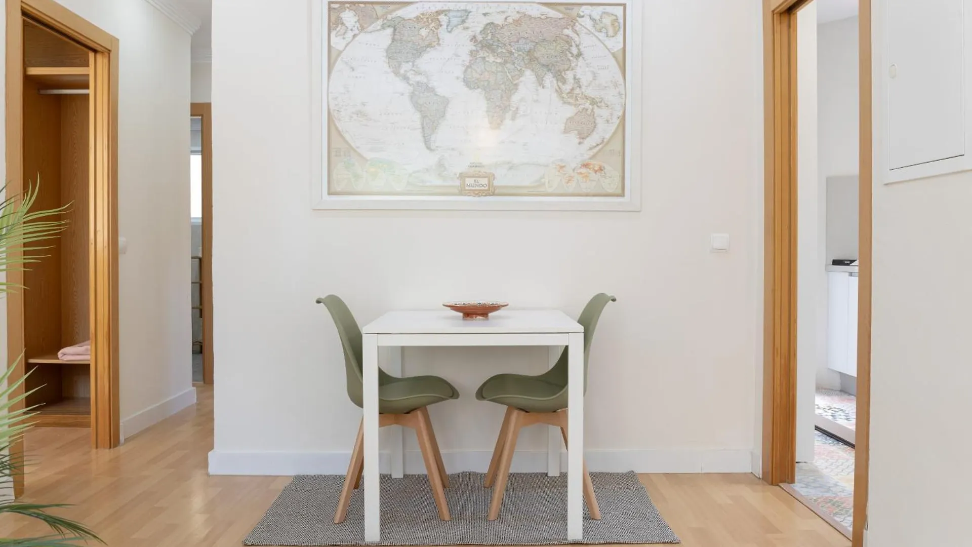 דירה מאלגה C66 Lovely 2 Bdr With Terrace Close To The Beach