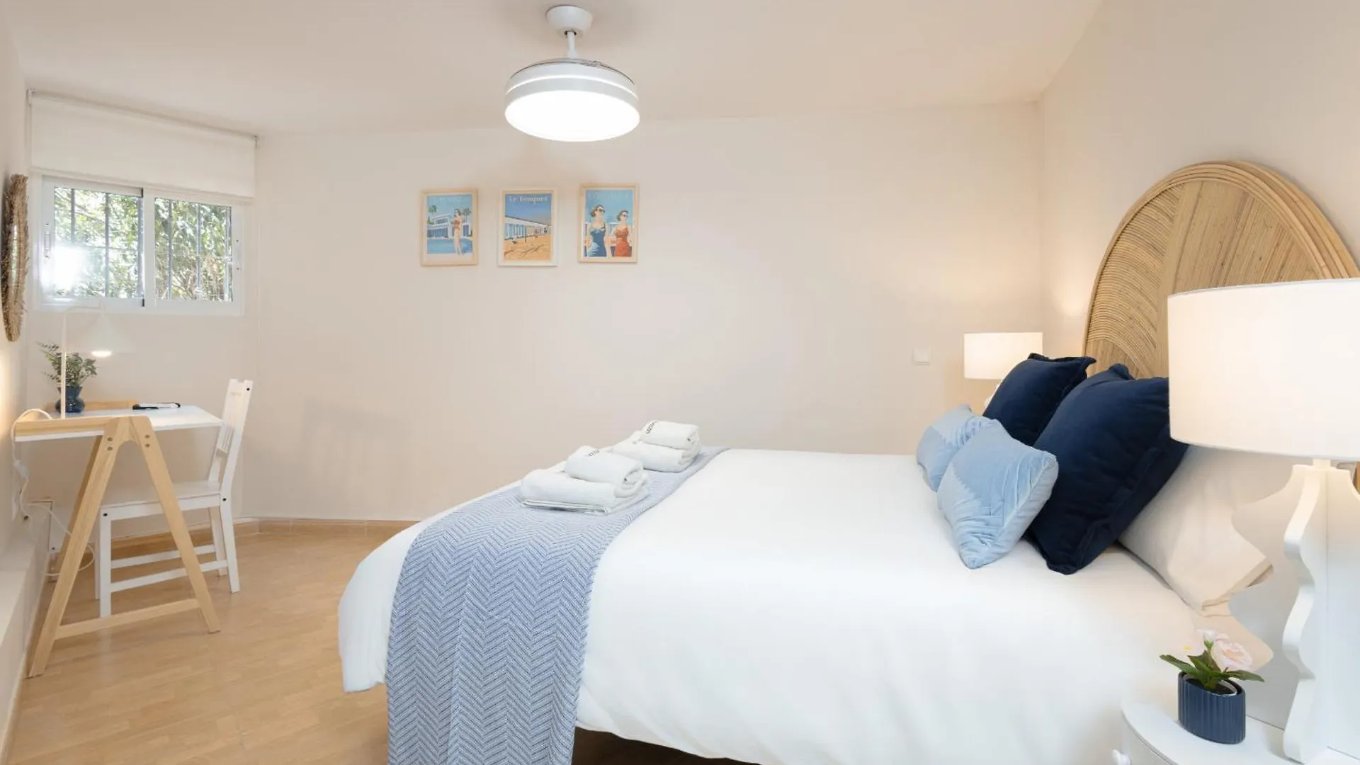מאלגה C66 Lovely 2 Bdr With Terrace Close To The Beach דירה
